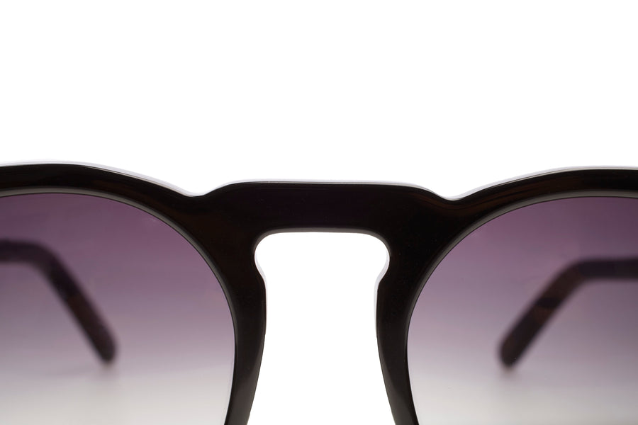 Wink & Nod Roma Sun Readers in Classic Black — handcrafted Italian acetate frame, photo 3 of 3
