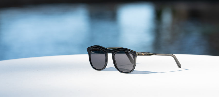 Wink & Nod Venice sunglasses in Classic Black (Noir) — handcrafted Italian acetate frame, photo 9 of 11